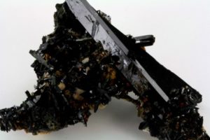 кристалл эгирина из Зомбы в Малави