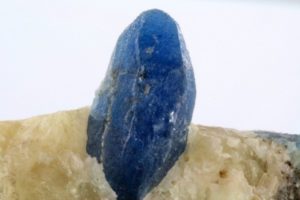 cristal d'afghanite d'Afghanistan