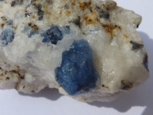 cristal d'afghanite d'Afghanistan