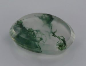 moss agate cabochon cut