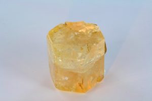 cristallo di apatite gialla del Pakistan