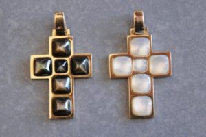 nacre inlay used on jewelry