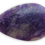 charoite cabochon en goutte de russie