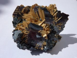 hematite crystals with rutile needles from Mucambo, Bahia, Brazil