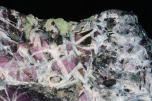 hodgkinsonite crystals from New Jersey in U.S.