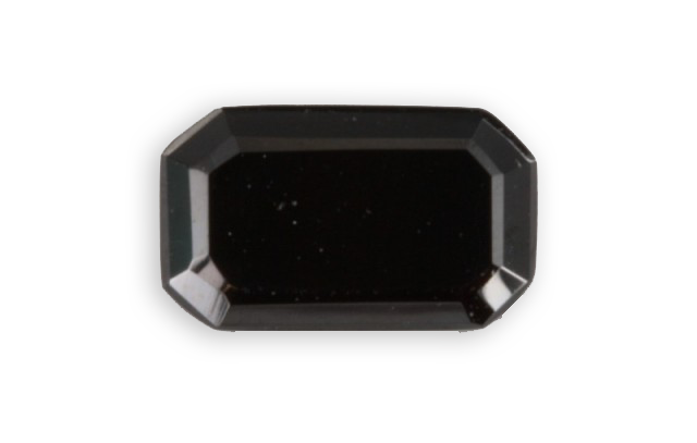 Ilmenite emerald cut