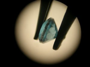 pléochroïsme : lazulite claire