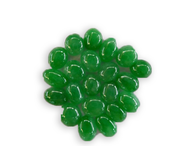 jade impérial de Birmanie taillé en cabochon