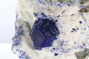 kristallisierter Lapislazuli aus Afghanistan