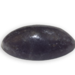 lépidolite taillée en cabochon