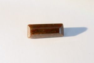 monazite taillé en baguette