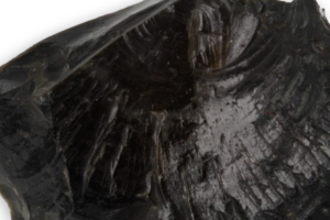 schwarzer Obsidian aus der Ascension-Insel