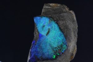 rough Australian opal