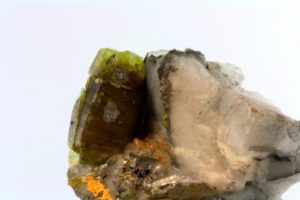 parisite crystal from Muzo in Colombia