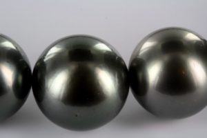 perles grises de culture de Tahihi