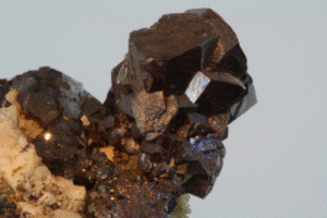 cristais de pirargirita de Jachimov na Boêmia