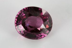 oval cut pyrope, rhodolite variety from Sri Lanka