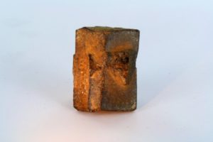 kreuzförmige Saurolith-Kristalle aus der Bretagne, Frankreich