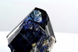 cristallo geminato di tanzanite della Tanzania