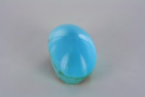 Cabochon de turquoise de Nishapur en Iran