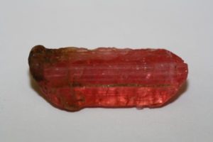 cristal de vayrynénite de Païabek, région de Chitral au Pakistan